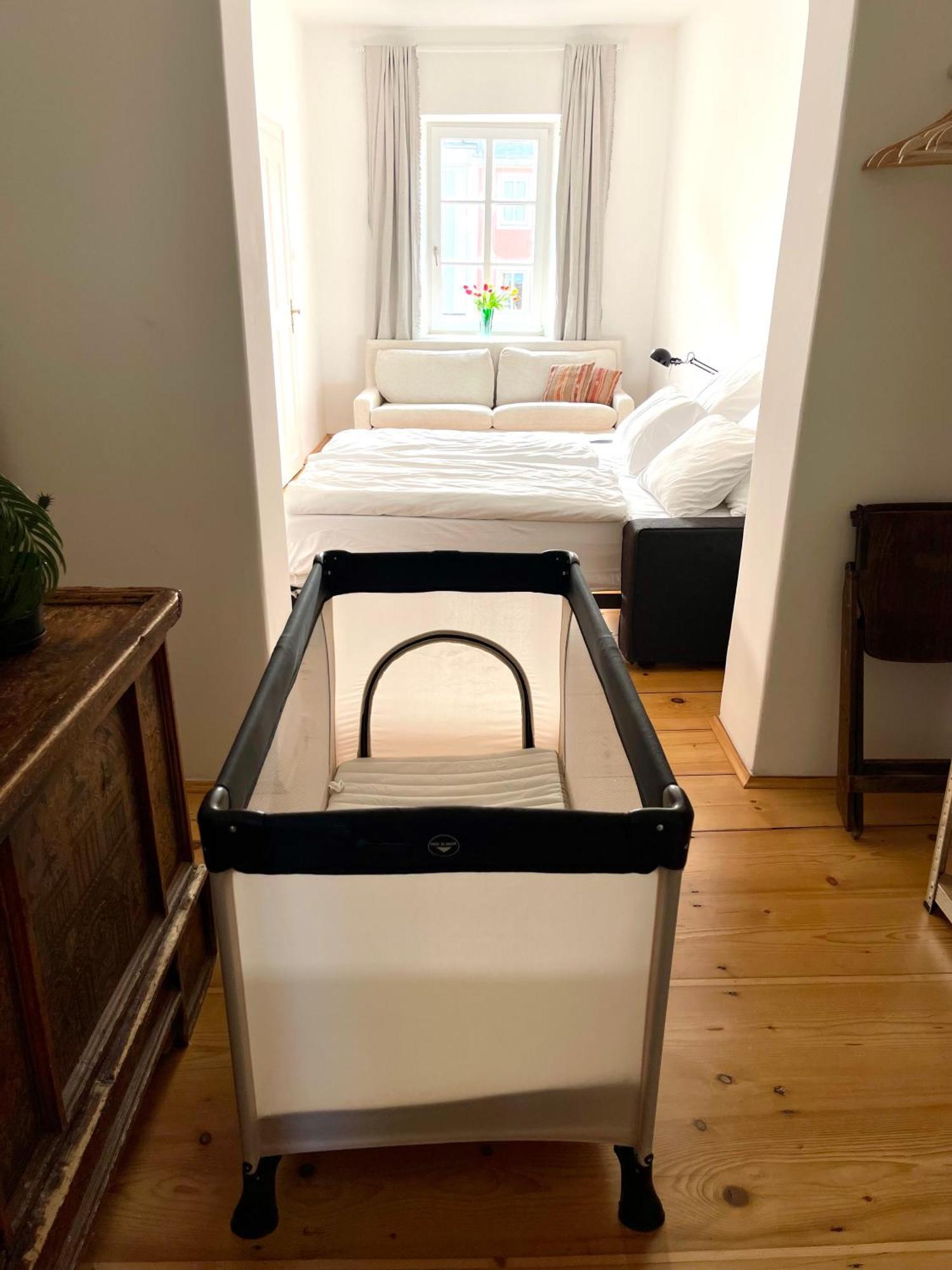 New Furnished, Exclusive Large Flat In Center, 30min To Airport Munique